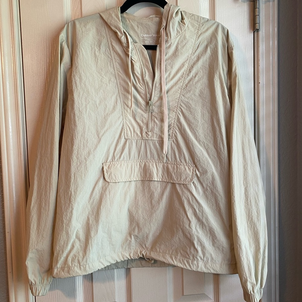 EUC Outdoor Voices RecNylon 1/4 Zip Pullover in Calcite, Size Small